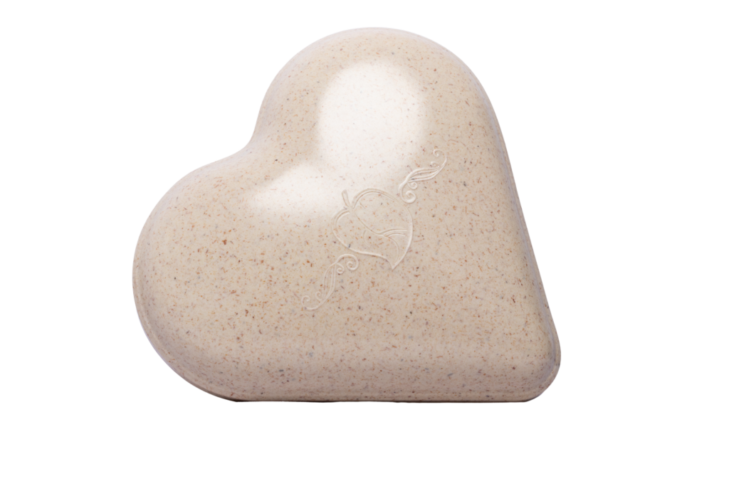 Une Bougie En Forme De Cœur Avec Un Cœur Au Milieu De L'image | Image